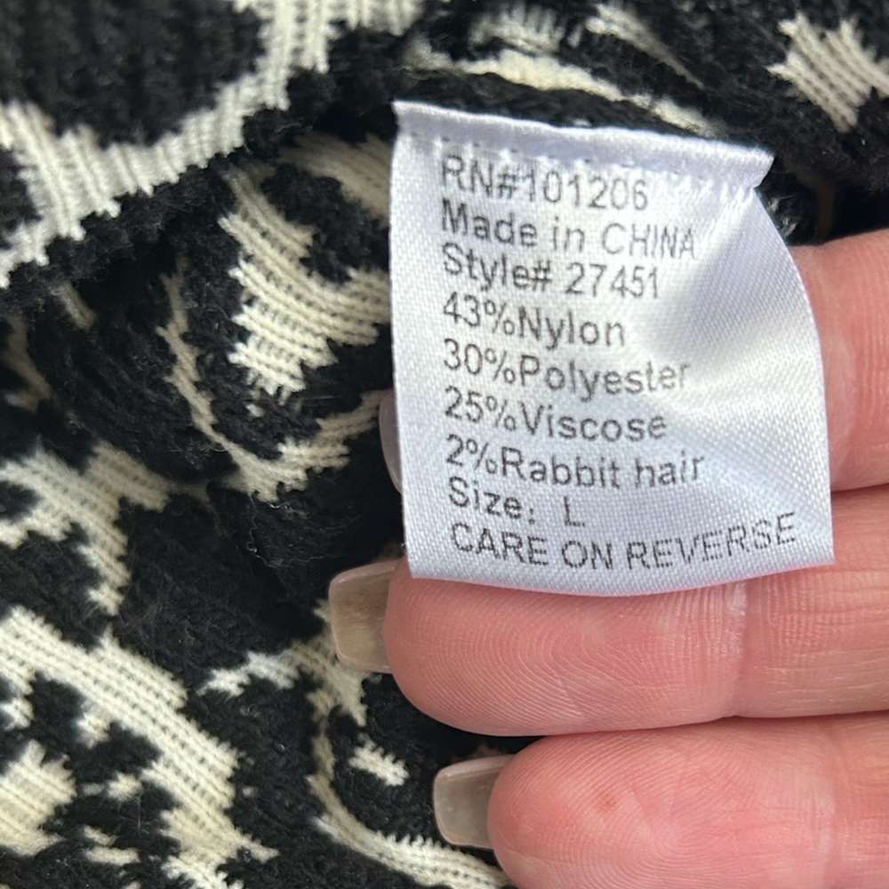 Soft Surroundings Women’s Zip Up Black and Off White Cardigan Sweater Size Large - Picture 6 of 9